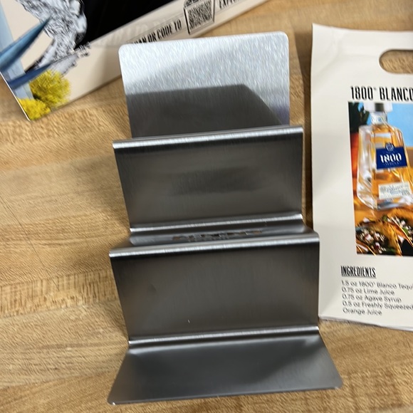 New 1800 Taco Holder Stand - Picture 9 of 11